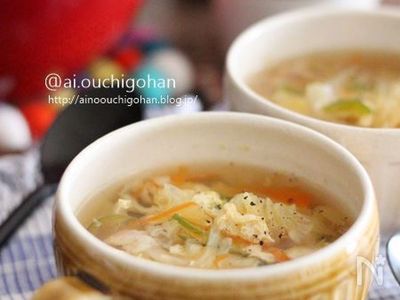 シンプル大根とにんじんのコンソメスープ