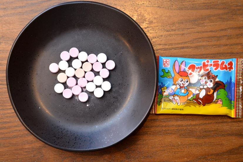 楽天市場 秋ギフト 敬老の日 ラムネ菓子 スイーツ ギフト ピッコロラムネ 125g 駄菓子 サイダー もも ヨーグルト りんご おやつ カラフルプレゼント 桃 モモ 林檎 リンゴ 送料無料8袋詰め合わせ対象 可愛い 手土産 常温 日持ち お土産 玉らむね 受験 大玉 プチギフト