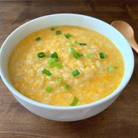 超簡単めんつゆでたまごおじや Super easy Japanese rice porridgeyummyhomemadehealthyriceporridgeojiyaquickmealseasyrecipesおいしいおじやおやじ時短料理時短レシピマカロニメイトフーディーテーブル手作り 水2カップ、めんつゆ大1