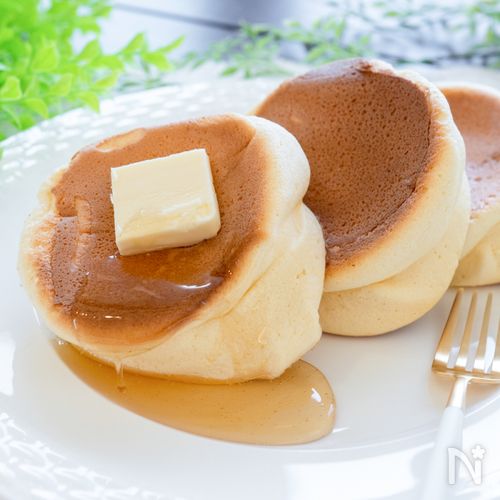 お食事系も◎「ホットケーキミックスを使った朝ごはん」20選 - LOCARI ロカリ