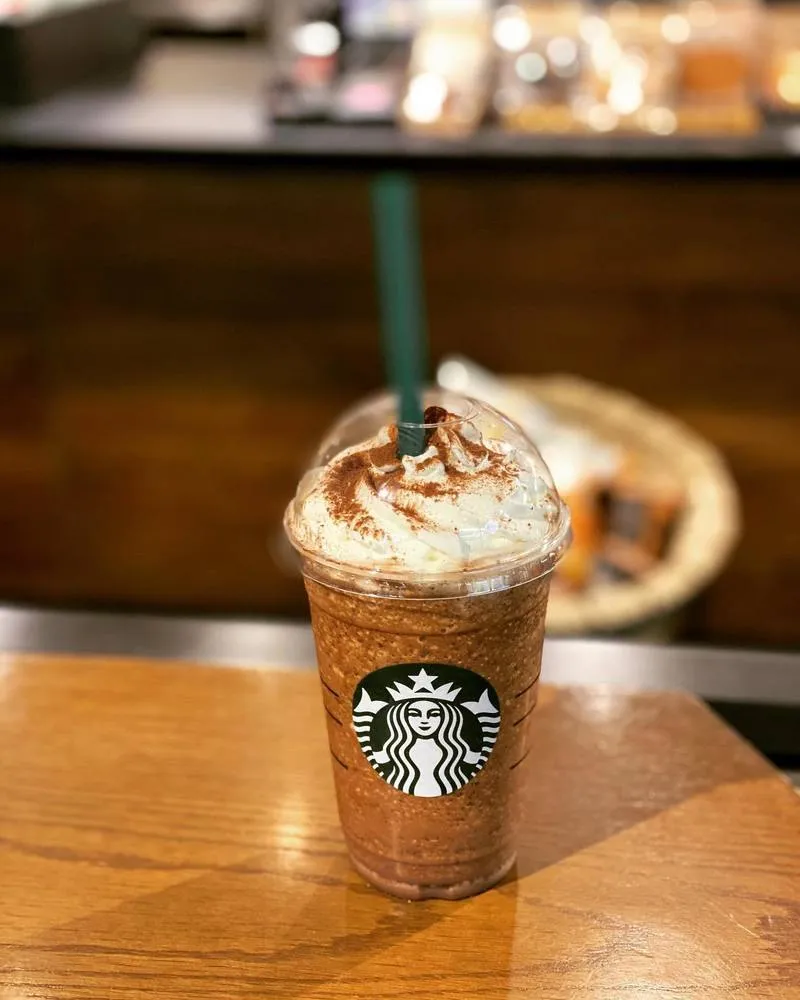 夕方には無いかも!? スタバ 絶対試して♡「アーモンドミルクカスタム」知ってる? -ftn