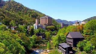 お昼から安く美味しくて柔らかいステーキが, 食べたい方はこちらです☺,半年ぶりくらい来たら髪の毛伸びててバック・トゥ・ザ・フューチャーのドクみたいになってて大将シブかったぜ名物のステーキランチは200g 1,000円 、300g 1,350円 、400g 1,700円 とサイズが選べ、ライスおかわり自由。もしかしたらおかわり自由なのは400gだけかも?多分 ,