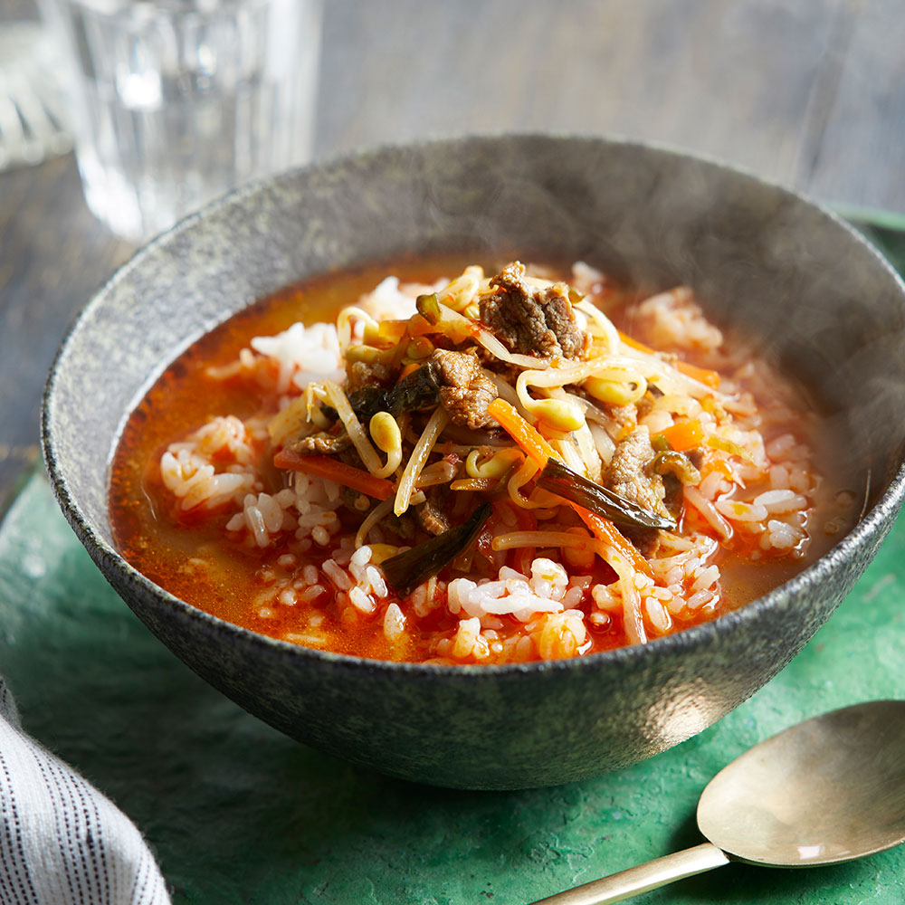 業スーで確保できる本格旨辛グルメ！ 『韓グルメ旅 ユッケジャン』は具材はさみしいけど辛さと旨みガッツリでクッパ推奨mitok ミトク