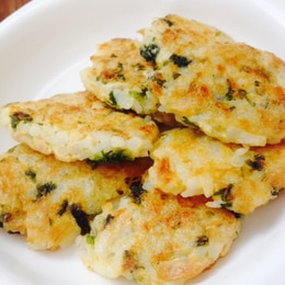 今がまさに旬のおつまみレシピ ちくわのあおさ磯辺揚げ - 焼酎酒場くろいさ本店 by 大口酒造