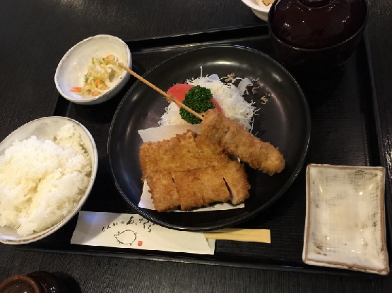 全国にその名を知られた 「とんかつ あさくら」 の特上ロースとんかつ！ -