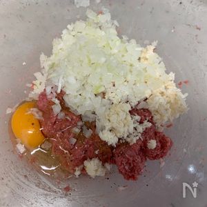 ステーキ・ハンバーグに ガーリックソース