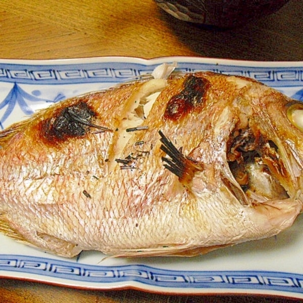 S124-004_みやび鯛 切り身 8P ※1P80g 2切れ640g ブランド 鯛 真鯛 新鮮 真空パック 小分け 便利 骨抜き ポワレアクアパッツァ 塩焼き 照り焼き 甘み 旨み アミノ酸 魚 白身魚 海産物 海鮮 海の幸 美味しい 冷凍 お取り寄せグルメ 九州 熊本県 天草市送料無料