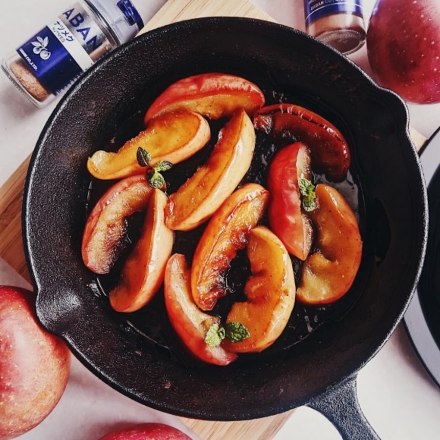 キャンプの朝もヘルシーなスイーツを！リンゴバターグラノーラ －そとごはん－キャンプ・アウトドアのTAKIBI タキビ