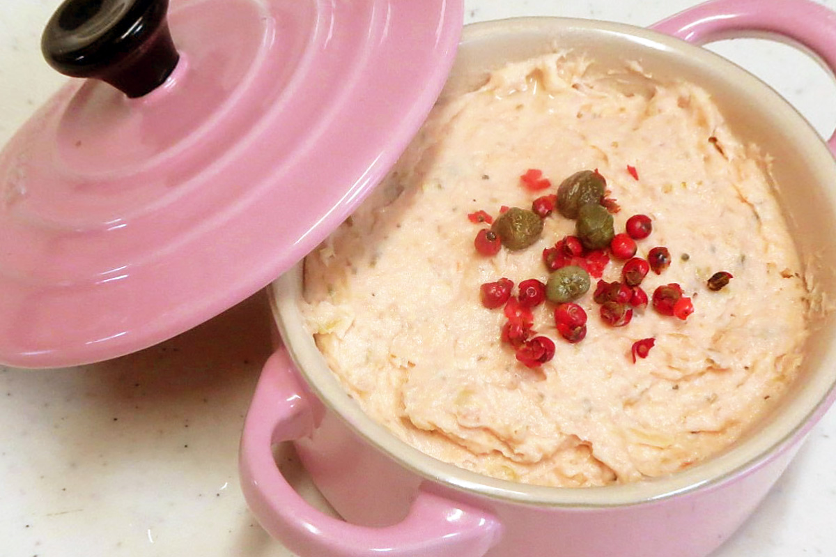 家フレンチ☆鮭フレークで作るサーモンのリエット レシピ・作り方 by tokeiya_japan - 楽天レシピ