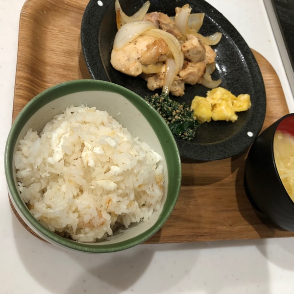 魚のプロ直伝 旨みと香りがすごい！ 切り身で作る鯛めしレシピ。 鯛のさばき方解説も三越伊勢丹の食メディアFOODIE フーディー