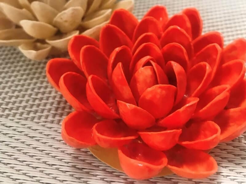 食べ終わったピスタチオの殻リメイク！簡単でおしゃれな ピスタチオフラワー の作り方ナッツの情報サイト Ton's Cafe トンカフェ