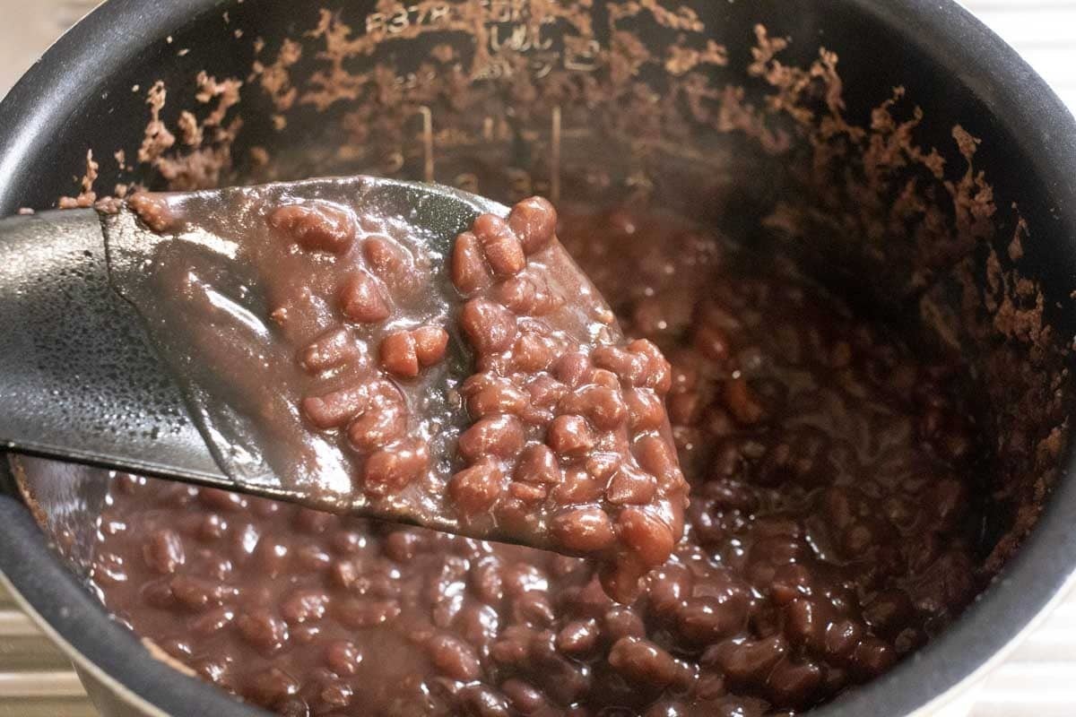 ほぼ放置！炊飯器で炊く 超簡単あんこ レシピ・作り方 by カラ - 楽天レシピ