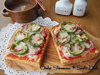 レシピあり🙆‍♀️ .餃子の皮で作るピザ ウインナー×チーズ.餃子の皮トースターレシピピザ . 餃子の皮のアレンジレシピ😋💕トースターで簡単にできます❣️ 気になった方は是非お試し下さい🍳🎶 ————————材料1人前・調理時間:10分・餃子の皮 4枚