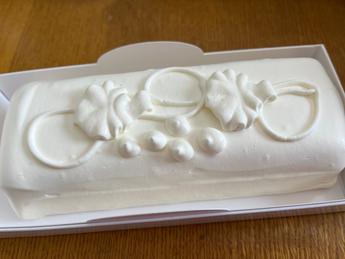 トップス監修 ビターチョコレートケーキkarinsha