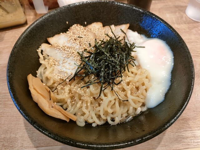 5月1日グランドオープン！！ 神戸の元町駅前に大革命を起こす新ブランドの油そば専門店が誕生！！ ノーヌードルノーライフかずくん- エキスパート -Yahoo!ニュース