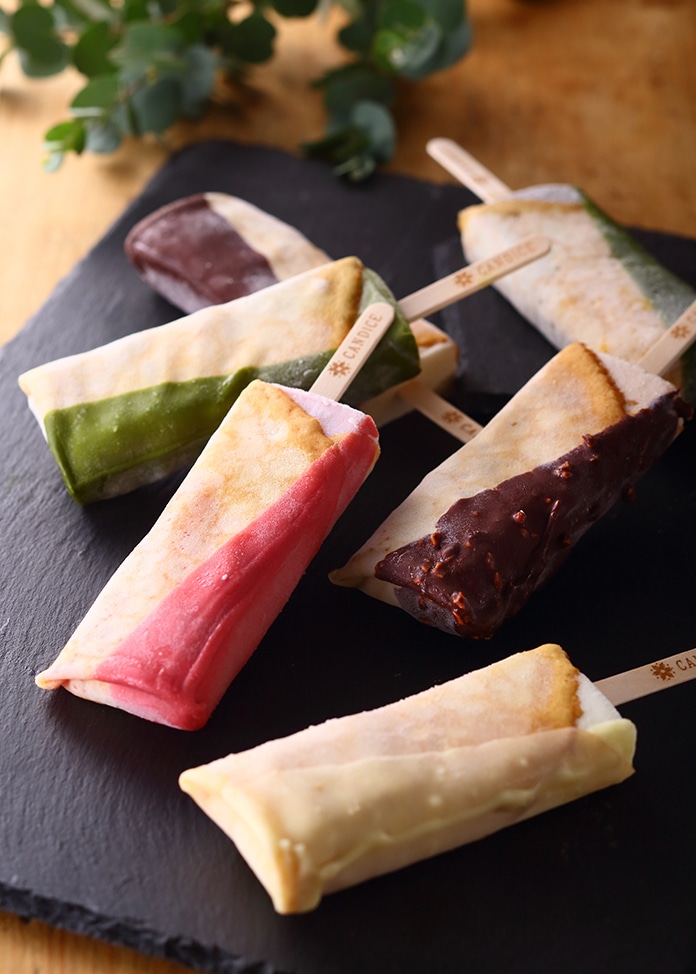 🍦ひよこアイスクレープ🍦 こんな季節にアイスのクレープが登場🤣クレープの上に濃厚卵アイスをのせた、なんとも言えない表情のひよこ🐥アイスクレープができました！もちろん、卵アイスは太田ファームさん自慢のアイス!自然卵のクレープ 札幌クレープ 札幌スイーツ