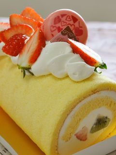 Hmで簡単♡ふわふわチョコロールケーキ by ❤ももら❤クックパッド簡単おいしいみんなのレシピが392万品