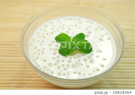 タピオカココナッツミルクプリンの写真素材5563467- PIXTA