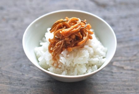 プロが教えるイクラの醤油漬け