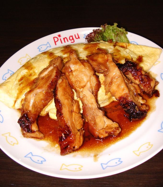 鶏ももソテー添えオムライス