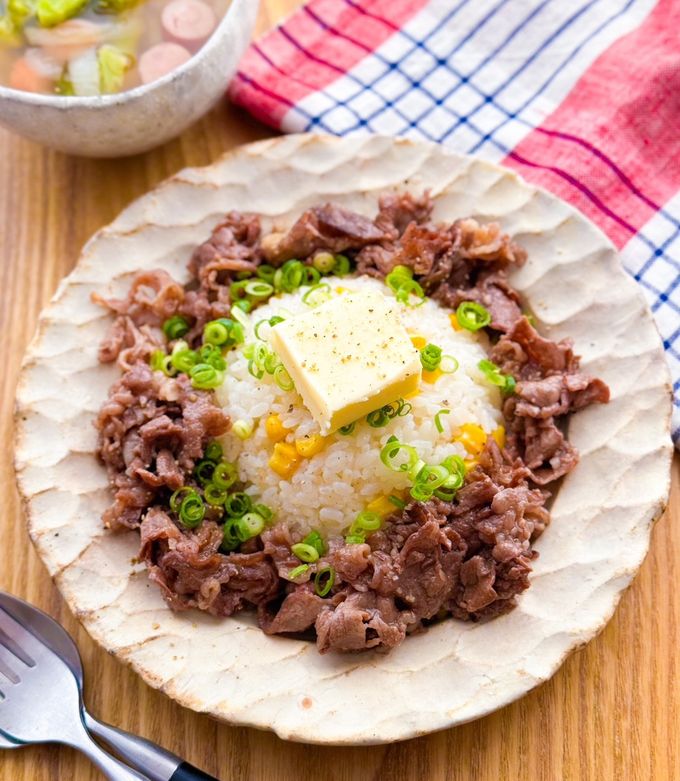 ひき肉とフライパンで♪「簡単ペッパーランチ風ライス」レシピ