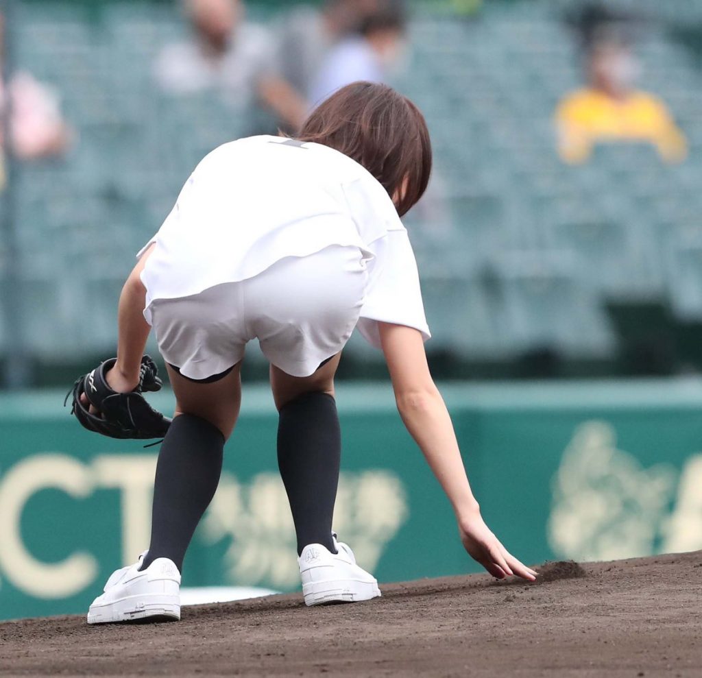 おしとやか娘の子宮奥でたっぷり中出し 坂上歩美 |