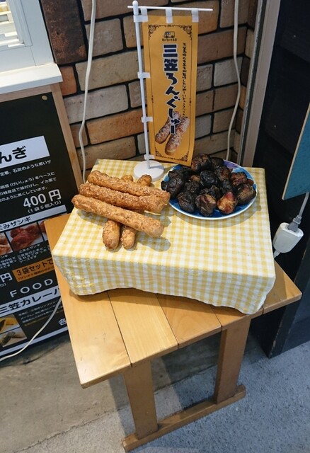 三笠といえば焼き鳥札幌札幌市北海道札幌グルメ北海道グルメ札幌食べ歩き札幌旅行北海道食べ歩き北海道旅行三笠三笠グルメ三笠食べ歩き三笠焼き鳥焼き鳥くいしんぼう道の駅店道の駅鶏肉国道12号線行列行列のできる店たくお