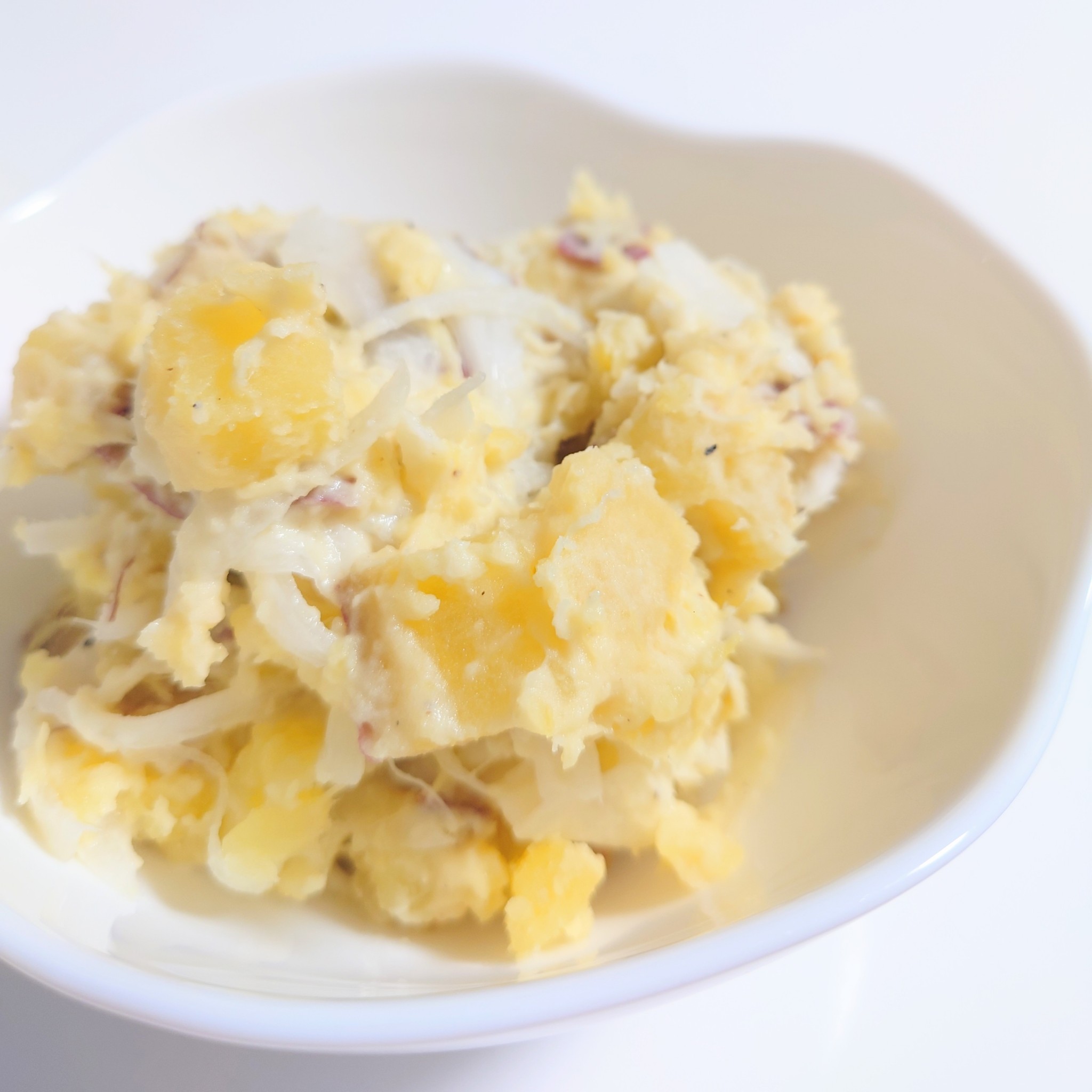 「レンジで簡単！ さつまいものポテトサラダ」