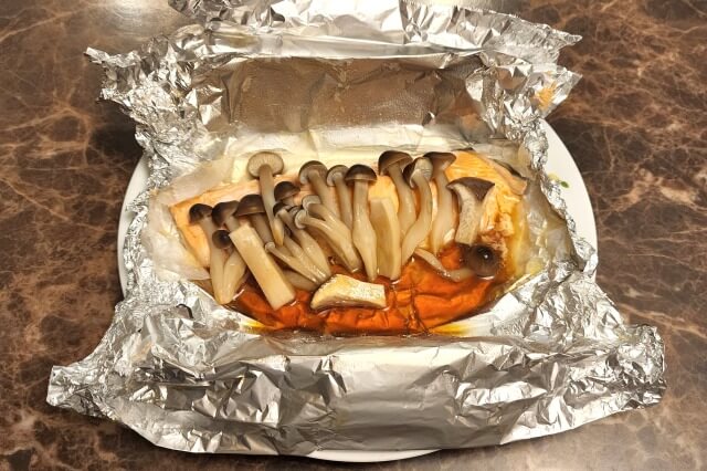 旨味あふれる♪ 原木しいたけのバターホイル焼き