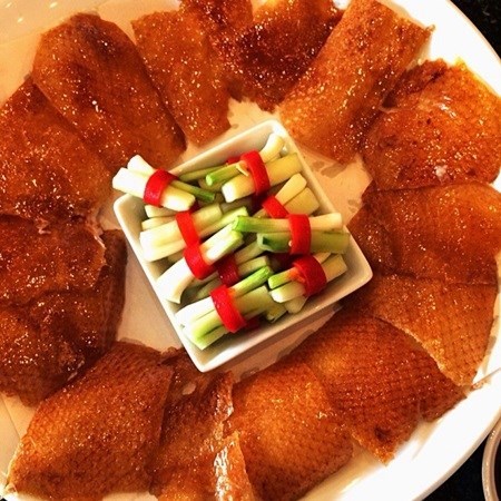 เป็ดปักกิ่งฮั่วเซ่งฮง - หนังกรอบเนื้อนุ่ม พร้อมเสิร์ฟใกล้คุณ