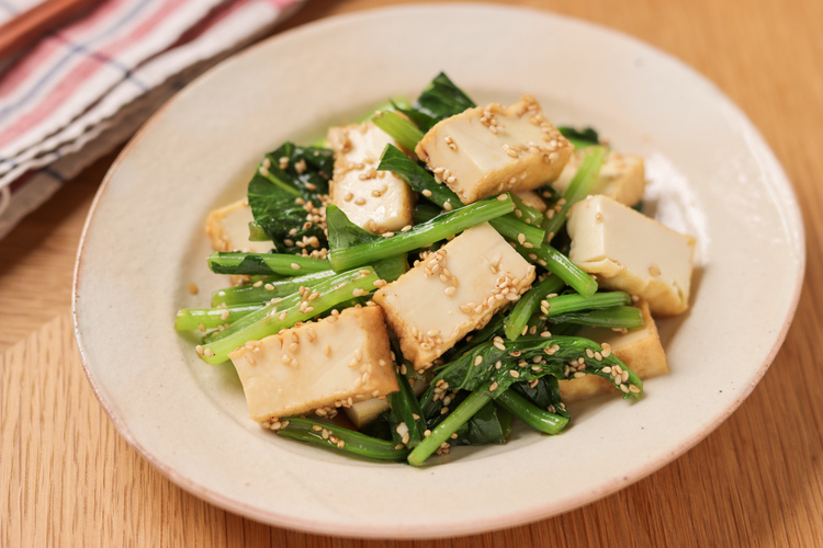 クゥーチャイのムーパッキン、カイチアオムーサップ』by さんどがさ : クゥーチャイKhuchai - 吉祥寺 タイ料理食べログ