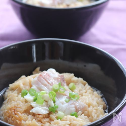 久右衛門の創作鯛茶漬け：美味しい冷たい日の食事