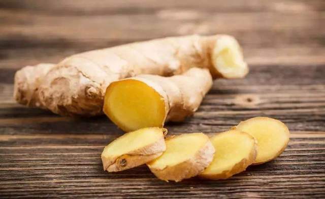 不论男女，坚持每天吃“一片生姜”，身体会获得什么？了解下_朋友