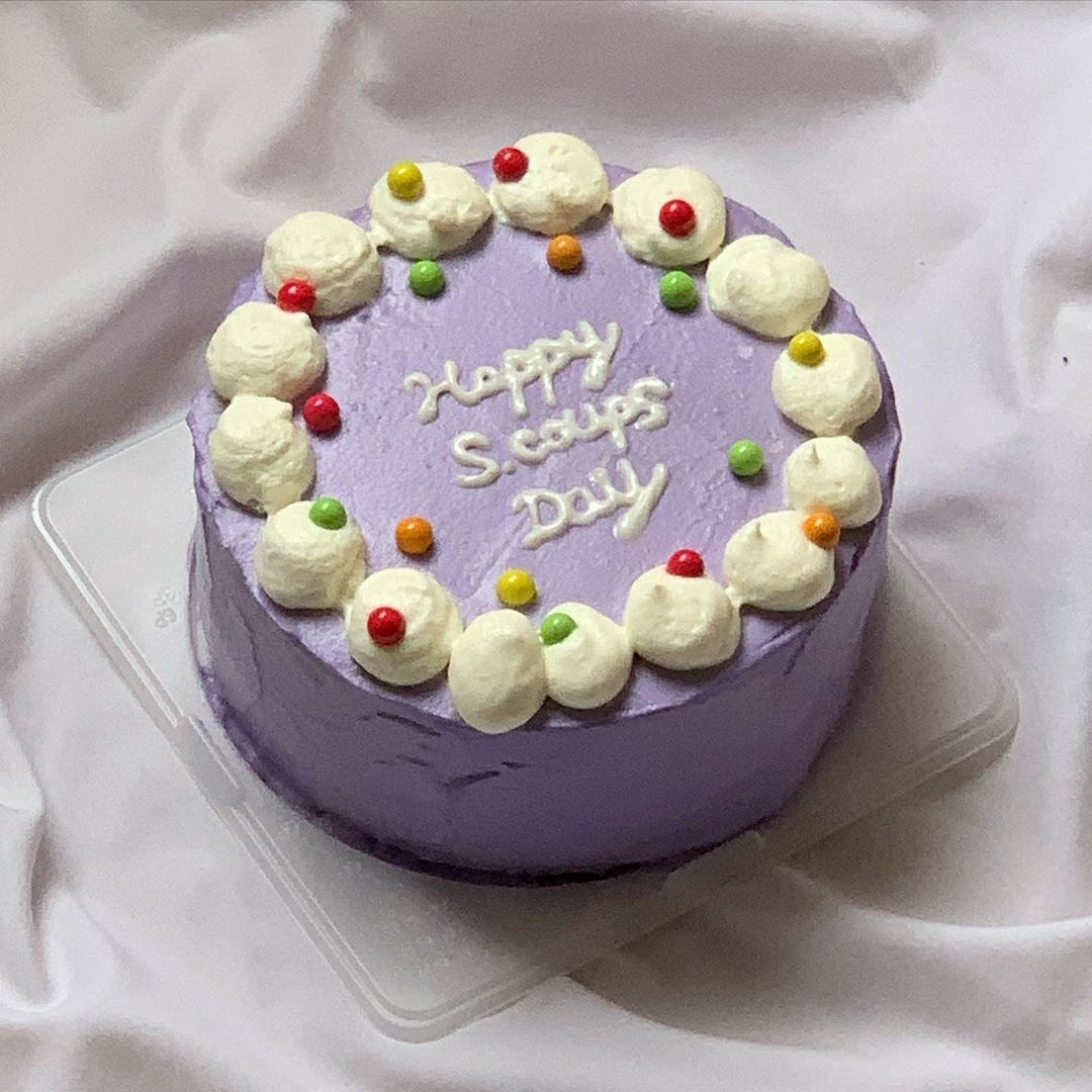 選べる34種 センイルケーキ 4号 2〜3名様 誕生日ケーキ バースデーケーキ 推しケーキ 韓国スイーツ 結婚記念日 アニバーサリー 推し活 お祝い: 誕生日ケーキのお店・エスキィス - 通販 - Yahoo!ショッピング