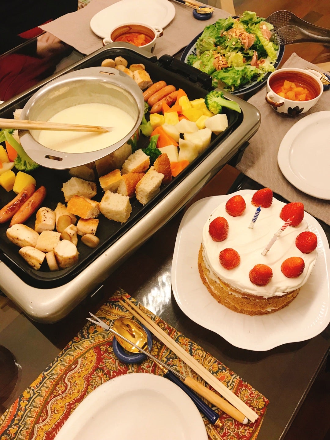 Boska チーズフォンデュ パーティーセット – ブラック鋳鉄フォンデュ鍋 チーズ 肉 チョコレート用 – すべてのストーブに最適 –最大4人用ウェディングレジストリアイテム