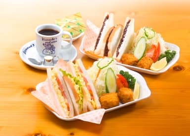 2025年版 コメダ珈琲店の絶品フードメニュー49選! 人気の新作情報や定番サンドも