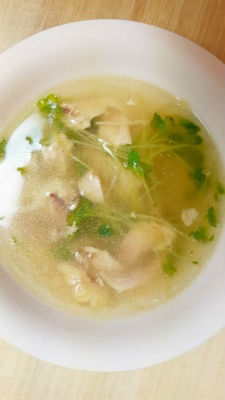 卵白とかいわれ大根の中華スープクラシル