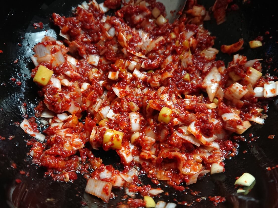 Qoo10泉標 セミネキッチン 浅漬けキムチのタレ 90