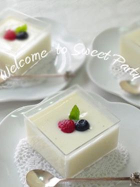 小岩井乳業株式会社しあわせレシピヨーグルトパンナコッタ マンゴーソース