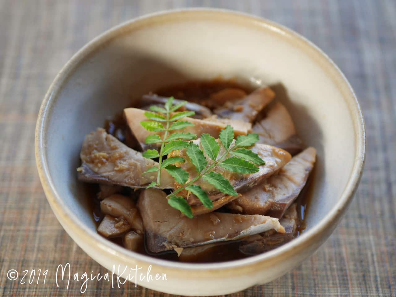 お刺身リメイク！残ったお刺身と野菜で簡単アヒージョ♡