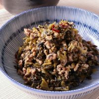 今週のクッキードウのフレーバーはファッジブラウニーチーズケーキです！😍 クッキードウのフレーバーは定期的に変更されるので、Instagramストーリーに最新情報を投稿します。また、DMで現在のフレーバーについて質問することもできますよ！💌 This week's cookie dough