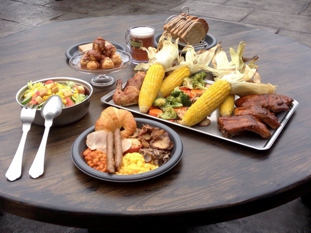 三本の箒＜食事メニュー＞ハリー・ポッター魔法界の雰囲気の料理を食べよう！USJ「ハリー・ポッター エリア」 ホグズミード村のレストラン -魔法界ドットコムハリー・ポッター情報サイト