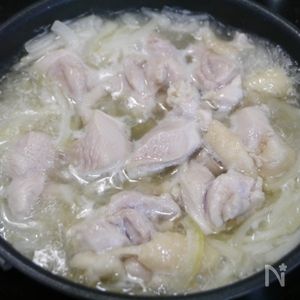 親子丼を白だしで作ろう！市販の白だしの使い方や白だしの作り方も！食・料理オリーブオイルをひとまわし