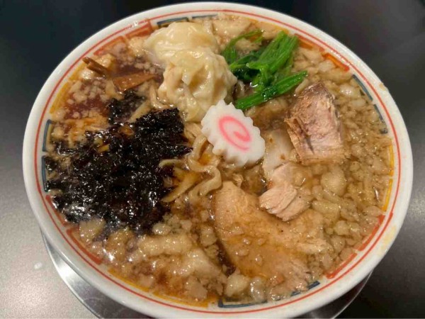 秋葉区車場にオープンした『麺屋 米 MENYA KOME 』で『生姜醤油拉麺』『ワンタン背脂拉麺』『茹で餃子』食べてみた。 : にいがた速報 -新潟県新潟市の地域情報サイト