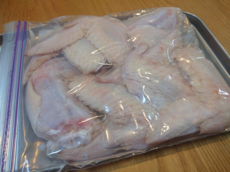 野菜たっぷり！手羽元のハーブマリネ オーブン焼き