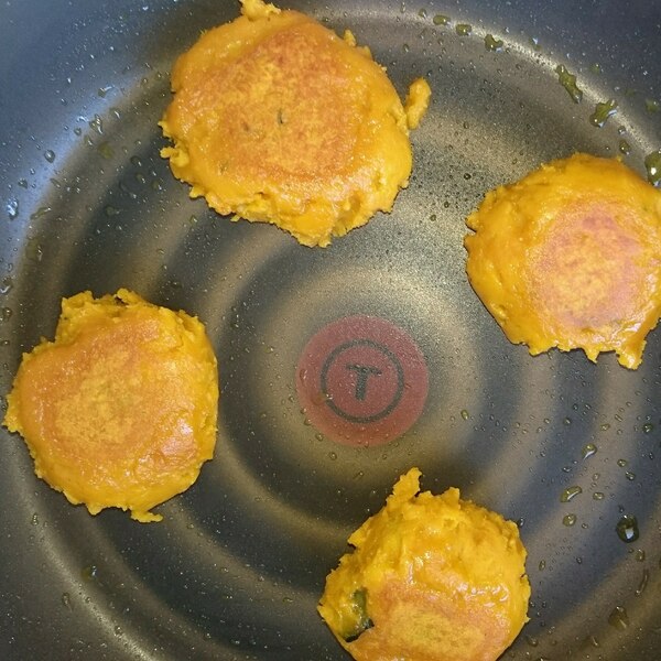 港南台バーズかぼちゃチーズ餅季節の日 無印良品