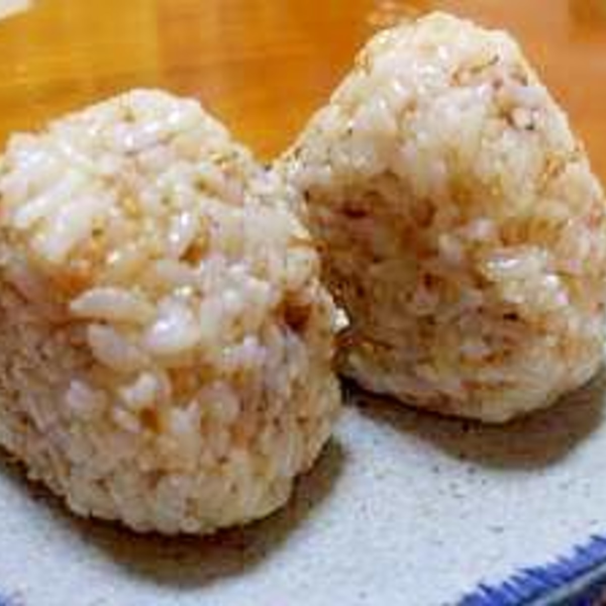 粉末鰹節で簡単ヘルシーおにぎり 低フォドマップ