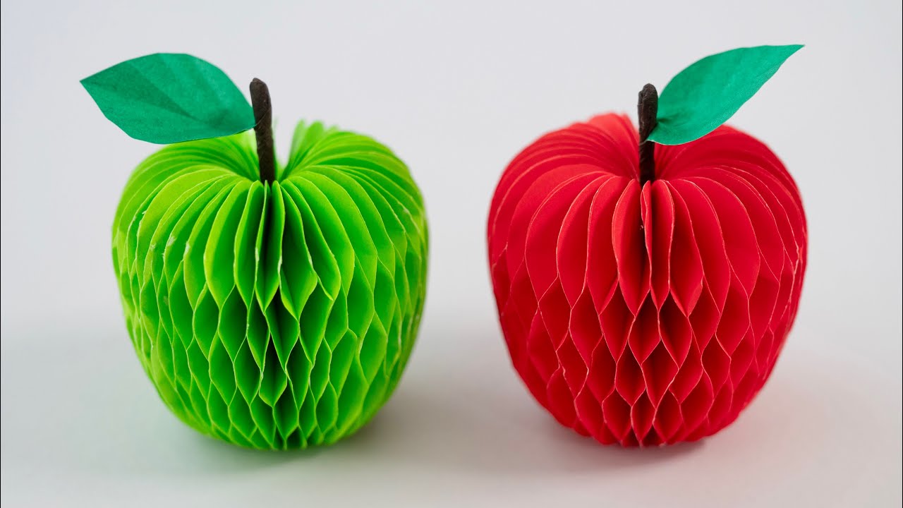 折り紙 簡単！立体で可愛い果物『りんご』の折り方 How to fold an apple with origami.Easy! Fruit