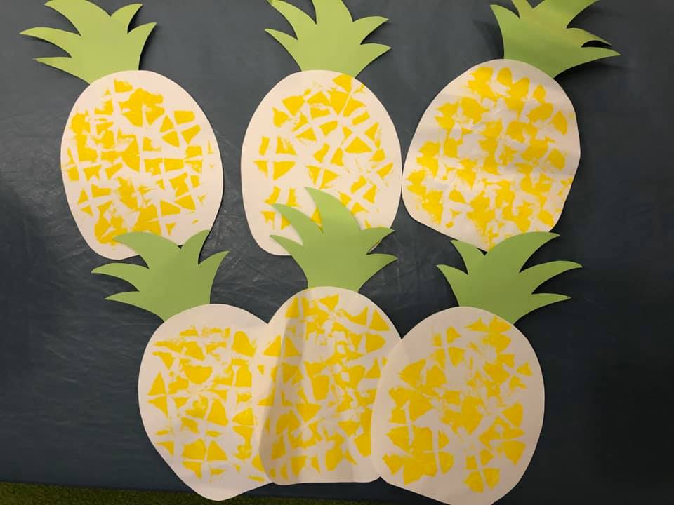 もこもこパイナップル6キット壁面飾り 4月5月6月7月8月 9月10月11月12月1月2月3月 保育園 親子製作 立体工作 壁面 - moe'smom めぐりんminne byGMOペパボ 国内最大級のハンドメイド・手作り通販サイト