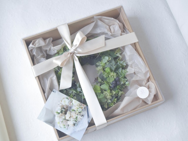 フラワーリースのラッピング方法を教えます♪Fleur de citron フルールドシトロン